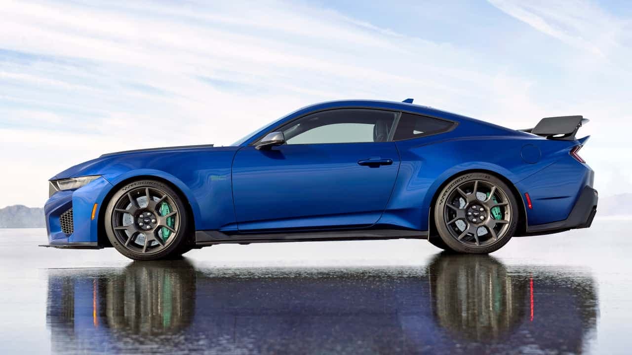 Imagem de destaque do artigo O Novo Capítulo da Família Mustang: Um Sedã Esportivo?