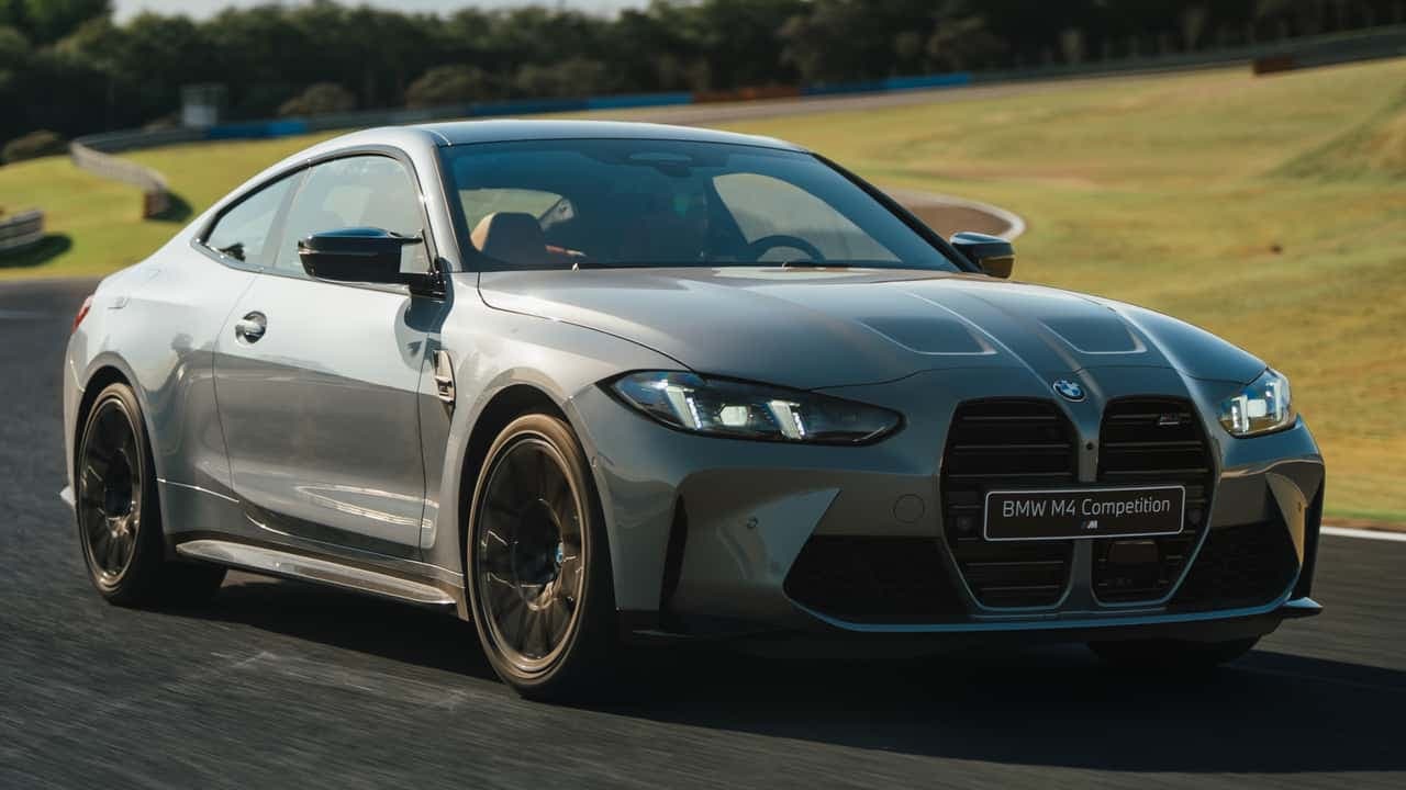Imagem de destaque do artigo Novo BMW M4: Uma Análise Aprofundada do Esportivo Alemão