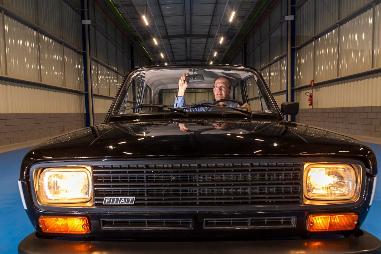 Fiat Celebra 50 Anos no Brasil com Espetacular Desfile de Clássicos