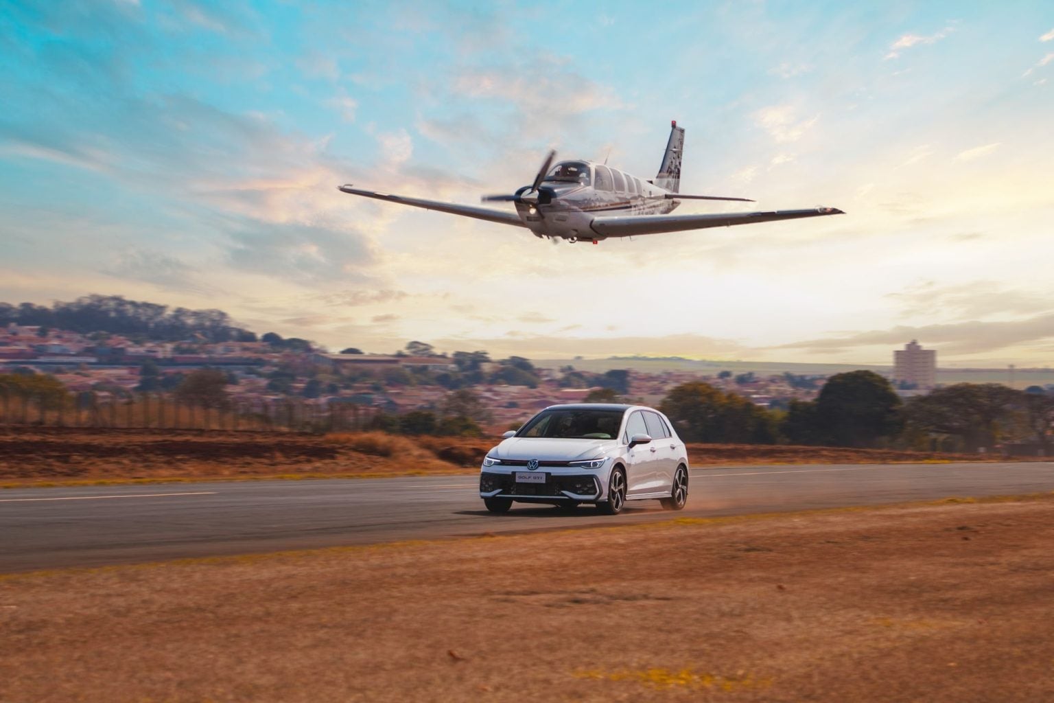Volkswagen Golf GTI: Um Esportivo que Vale a Pena?