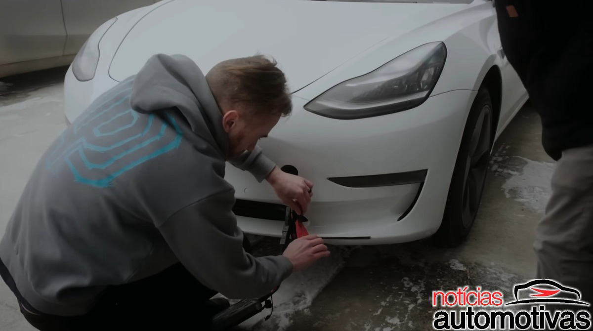 A Verdade Incômoda dos Veículos Elétricos: A Bateria Encolhe, mas o Carro Continua Rodando