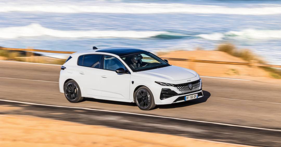 Imagem de destaque do artigo O Novo Peugeot 308: Um Salto para o Futuro do Automobilismo